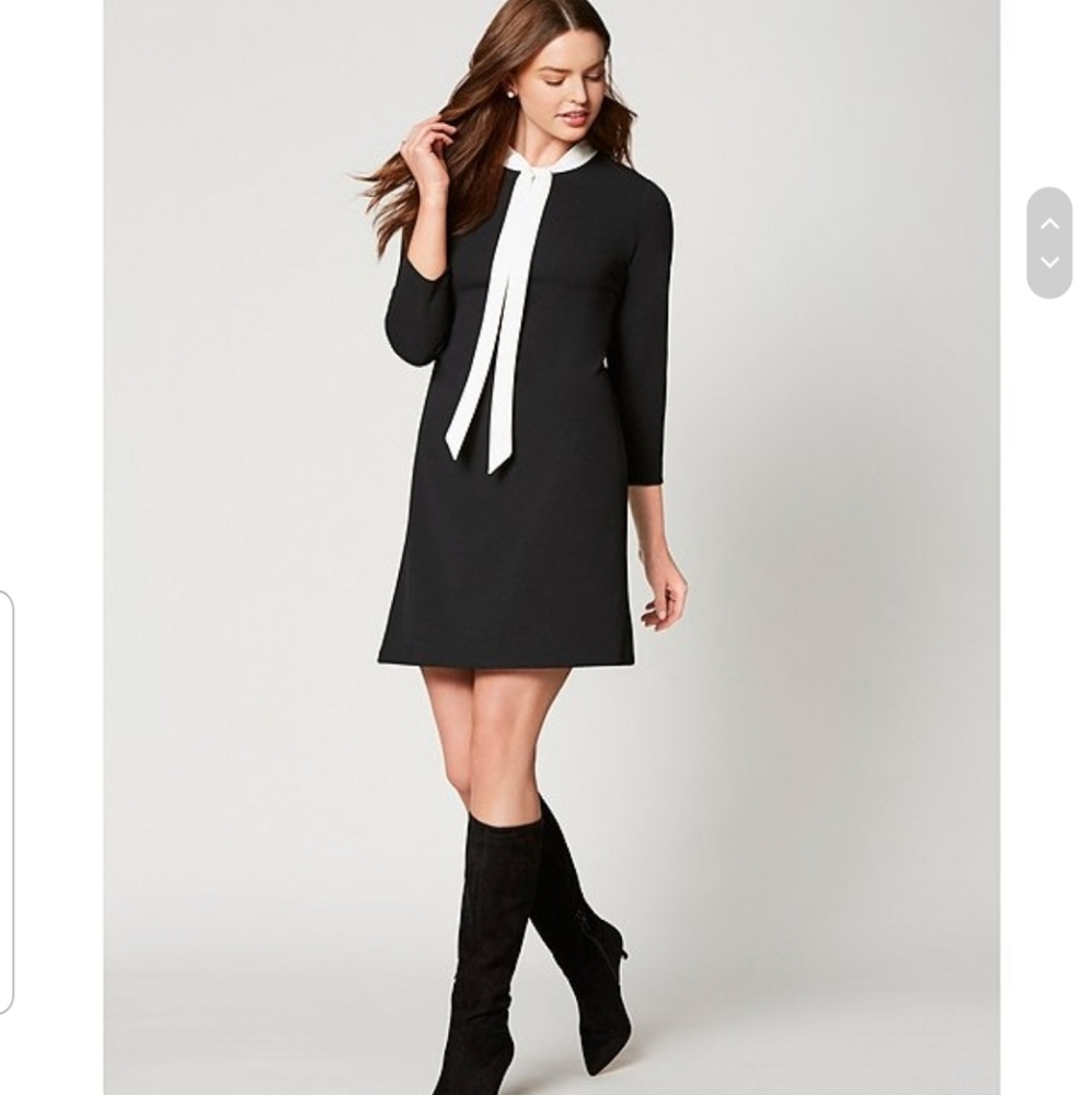 Round tie neckback dress